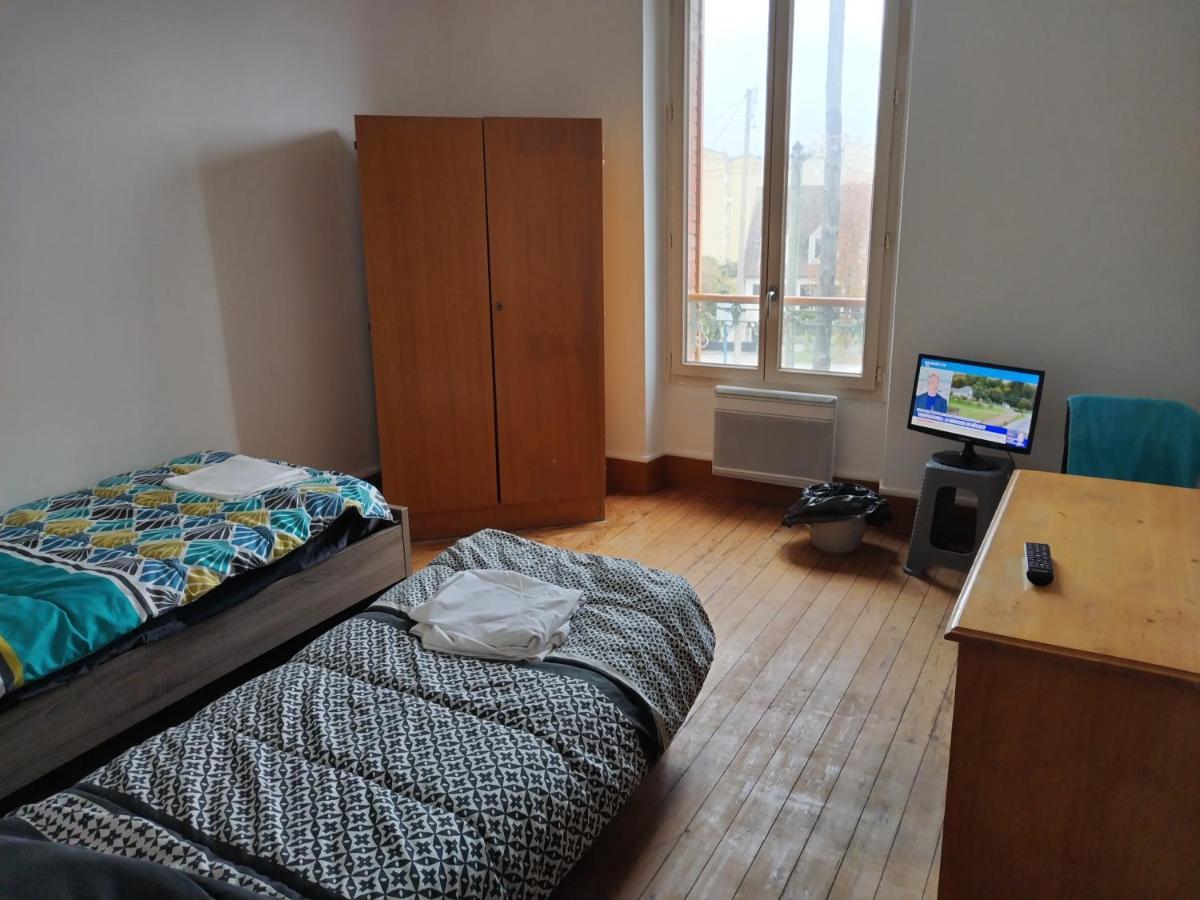 Loue Studio Propre !, Endroit Tres Calme, A 5 Minutes Gare Mantes La Jolie, Экстерьер фото